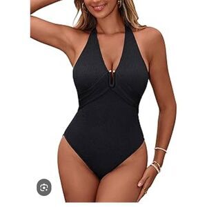 New with tags Blooming jelly halter style plus size bathing suit